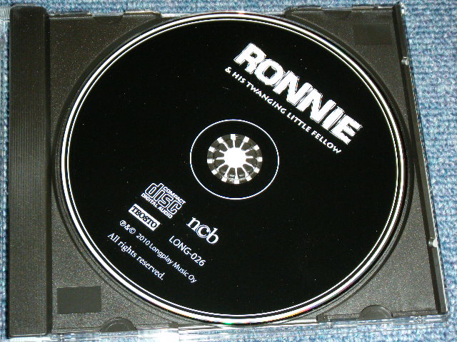 画像: RONNIE & HIS TWANGING LITTLE FELLOW - RONNIE & HIS TWANGING LITTLE FELLOW  ( Sound Like The SHADOWS & The SPOTNICKS  )  / 2010 EUROPE  ORIGINAL  BRAND NEW CD 