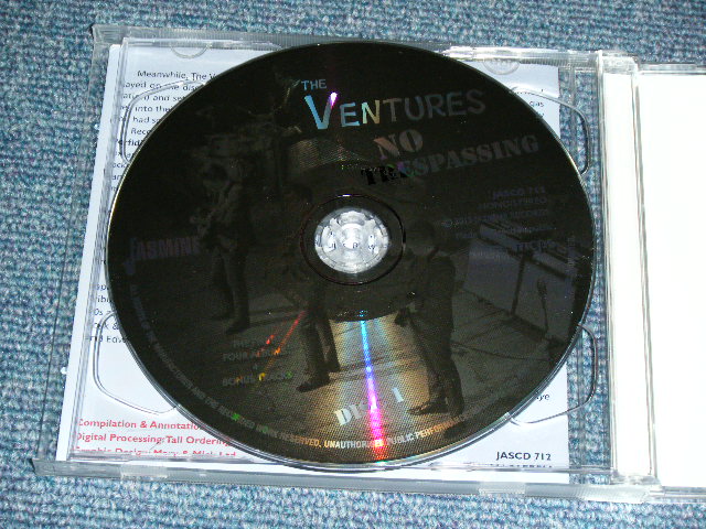 画像: THE VENTURES-  NO TRESPASSING  (  The FIRST FOUR ALBUMS on 2 CD's + BONUS TRACKS  )  / 2013 CZECH REPUBLIC  Brand New 2-CD's 