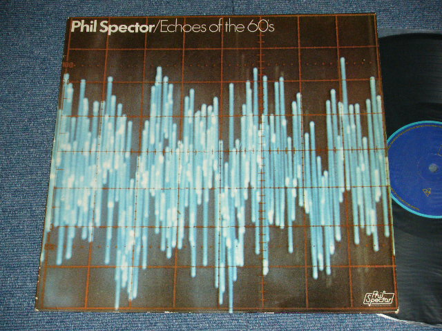 画像1: VA ( IKE & TINA TURNER+RIGHTEOUS BROTHERS+CRYSTALS+RONETTES+DARLEN LOVE+BOB B.SOXX & THE BLUE JEANS+CHECKMATES LTD. )  - ECHOES OF THE 60's :  PHIL SPECTOR TOP TWENTY.  ( Ex+/ MINT-, )  / 1977  UK ENGLAND ORIGINAL MONO Used LP 