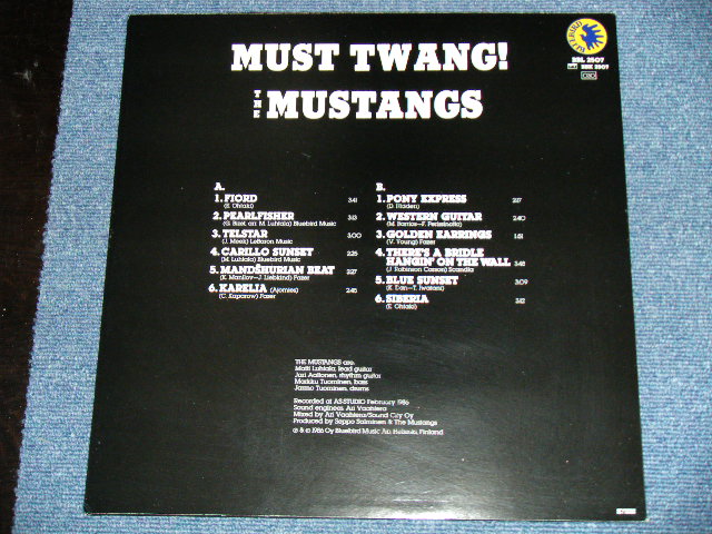 画像: The MUSTANGS - MUST TWANGS (MINT-/MINT- )  / 198 FINLAND ORIGINAL "RED WAX Vinyl"  Used LP 