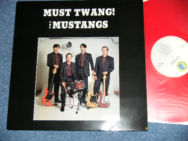 画像1: The MUSTANGS - MUST TWANGS (MINT-/MINT- )  / 198 FINLAND ORIGINAL "RED WAX Vinyl"  Used LP 