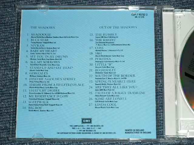 画像: The SHADOWS - The SHADOWS + OUT OF THE SHADOWS  (  2 in 1  : MINT/MINT )   /  1991 UK ENGLAND Used  CD 