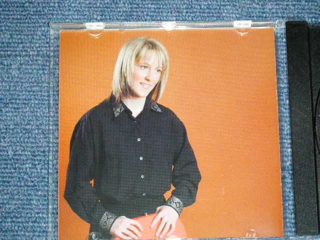 画像: ZOE McCULLOCH - NEVER GIVE UP NEVER GIVE IN  ( MINT/MINT)   / 2004　UK ENGLAND ORIGINAL Used CD