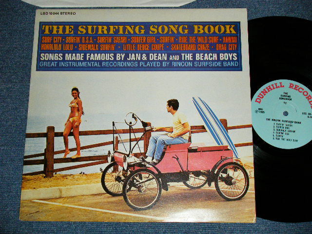 画像1: RINCON SURFSIDE BAND - THE SURFING SONG BOOK : SONGS MADE FAMOUS BY JAN&DEAN and The BEACH BOYS :GARY USHER Works ,With HAL BLAIN,Prod.& Arr. by P.F.SLOAN & S.BARRI  (Ex+++/MINT-)  / 1985 REISSUE  Used  LP