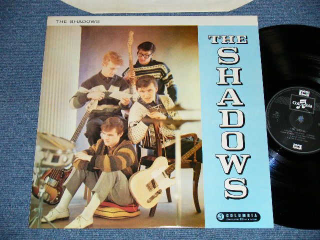画像1: THE SHADOWS - THE SHADOWS   ( MINT-, Ex++/MINT-) / 1970's UK ENGLAND REISSUE "WHITE Columbia & 2 EMI" Label Used  LP 
