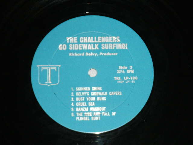 画像: THE CHALLENGERS  - GO SIDEWALK SURFING! ( Ex+++ / MINT- )  / 1965 US AMERICA ORIGINAL MONO Used  LP 