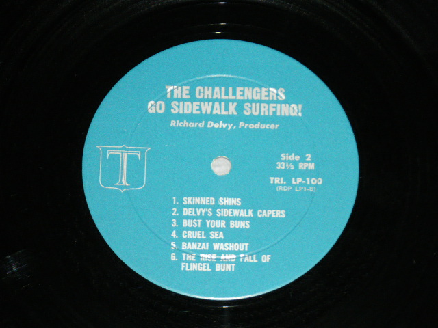 画像: THE CHALLENGERS  - GO SIDEWALK SURFING! ( Ex+/Ex++ A-4:Ex- )  / 1965 US AMERICA ORIGINAL MONO Used  LP 