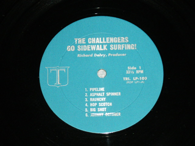 画像: THE CHALLENGERS  - GO SIDEWALK SURFING! ( Ex+/Ex++ A-4:Ex- )  / 1965 US AMERICA ORIGINAL MONO Used  LP 