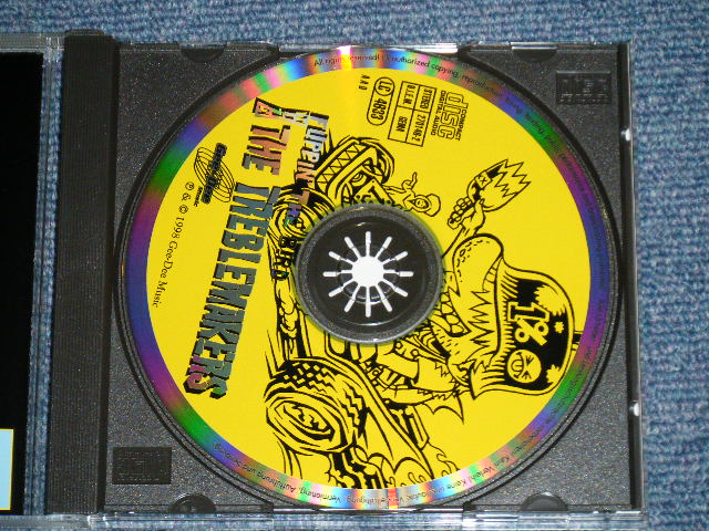 画像: The TREBLEMAKERS - FLIPPIN' THE BIRD WITH  The TREBLEMAKERS  (MINT/MINT )  / 1998 GERMANY ORIGINAL Used CD 