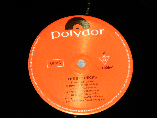 画像: SPOTNICKS, The -  THE SPOTNICKS ( MINT-/MINT- )   / 1966 Version WEST-GERMANY GERMAN REISSUE  2nd ISSUED  Used   LP