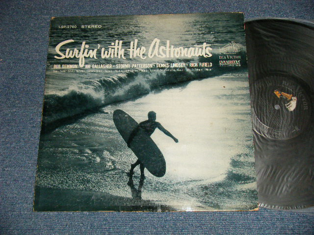 画像1: THE ASTRONAUTS - SURFIN' WITH  (Ex+/Ex+ Tape Seam) / 1963 US AMERICA ORIGINAL Stereo Used LP