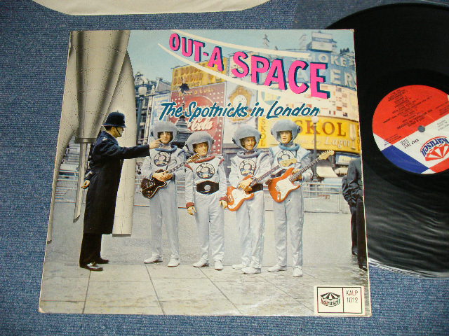 画像1: The SPOTNICKS - IN LONDON : OUT-A-SPACE (Ex++/Ex++) / 1960's SWEDEN ORIGINAL Used LP