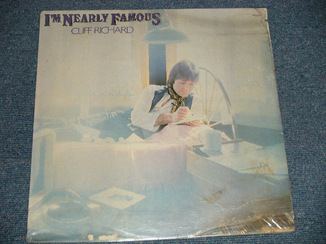 画像1: CLIFF RICHARD - I'M NEARLY FAMOUS (SEALED cut out, WTRDMG) / 1976 US ORIGINAL "Brand New SEALED" LP 