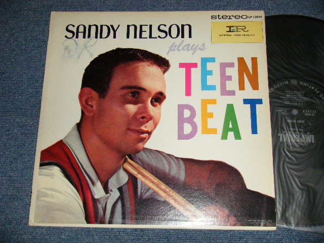 画像1: SANDY NELSON - PLAYS TEEN BEAT (Ex-/Ex++ WOFC, SBRKOFC) / 1960 CANADA 1st Press "BLACK with SILVER PRINT Label" STEREO  Used  LP 