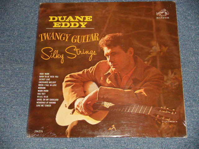 画像1: DUANE EDDY - TWANGY GUITAR SILKY STRINGS (SEALED) / 1962 US AMERICA ORIGINAL MONO "BRAND NEW SEALED" LP 