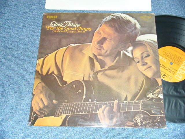 画像1: CHET ATKINS - FOR THE GOOD TIMES (MINT-/MINT-) / 1971 US AMERICA ORIGINAL 1st Press "ORNGE Label"  STEREO Used LP