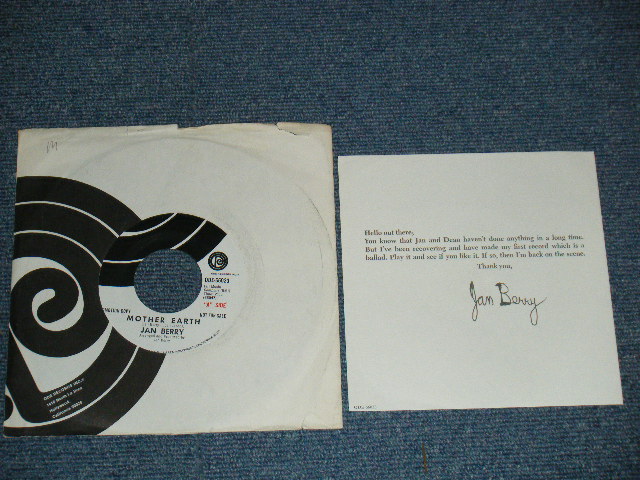 画像1: JAN BERRY - A) MOTHER EARTH   B) BLUE MOON SHUFFLE (MINT/MINT)  / 1972 US AMERICA ORIGINAL "PROMO" "With PROMO SHEET" " Used 7" SINGLE