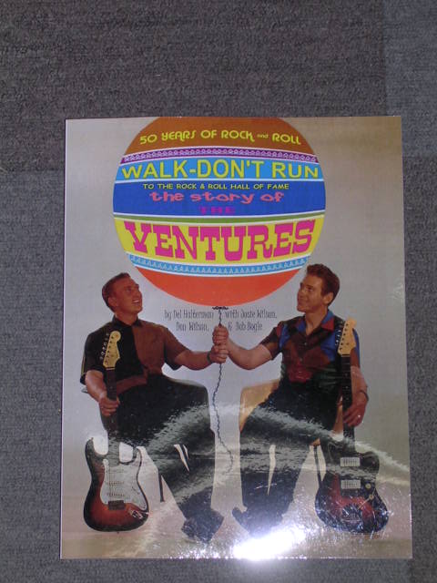 画像: THE VENTURES - WALK DON'T RUN THE STORY OF THE VENTURES / 2008 US BRAND NEW BOOK 