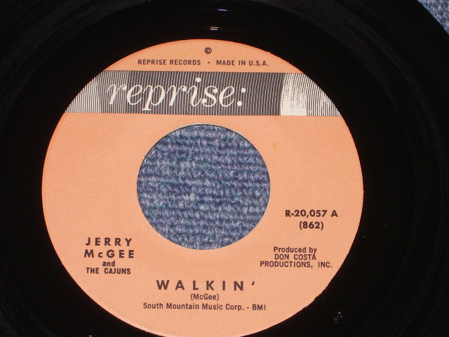画像: JERRY McGEE ( Of THE VENTURES' LEAD GUITARIST ) - WALKIN'  ( Ex+++/Ex+++  )　/ 1962 US ORIGINAL 7"45's Single  