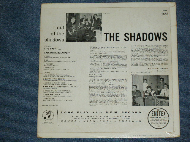 画像: THE SHADOWS - OUT OF THE SHADOWS ( Ex/Ex++ ) / 1962 UK ORIGINAL "Green With  Gold text " Label MONO LP 