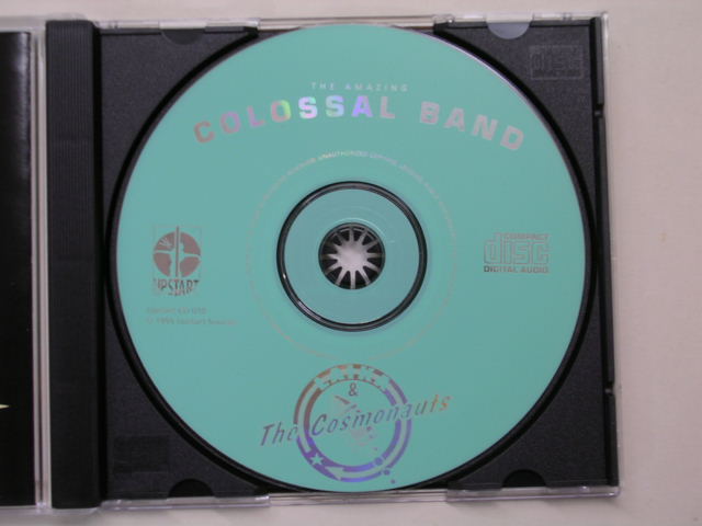画像: LAIKA & THE COSMONAUTS - THE AMAZING COLOSSAL BAND / 1995  US  USED   CD