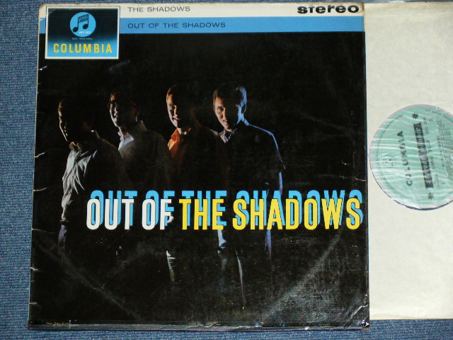 画像1: THE SHADOWS - OUT OF THE SHADOWS ( VG+++/Ex+++ ) / 1962 UK ORIGINAL "Green With  Gold text " Label STEREO Used  LP 