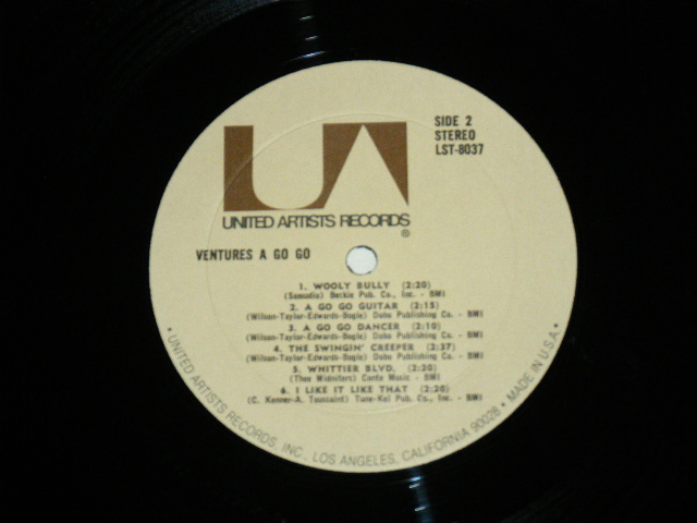 画像: THE VENTURES - A GO-GO ( 70'S U-A Label's Released Vesion ) / 1970's US Stereo LP 