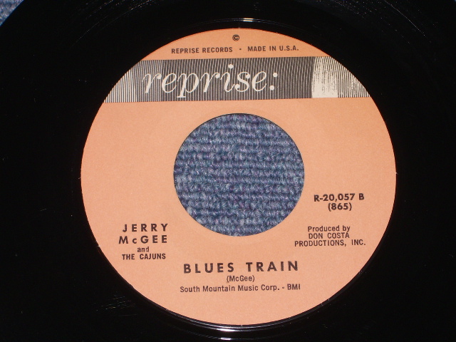 画像: JERRY McGEE ( Of THE VENTURES' LEAD GUITARIST ) - WALKIN'  ( MINT/MINT )　/ 1962 US ORIGINAL 7"45's Single With COMPANY SLEEVE 
