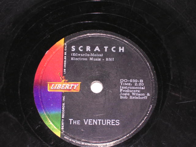 画像: THE VENTURES - GRAVY / SCRATCHE  / 1960s  PHILLIPPINESORIGINAL 78rpm SP 