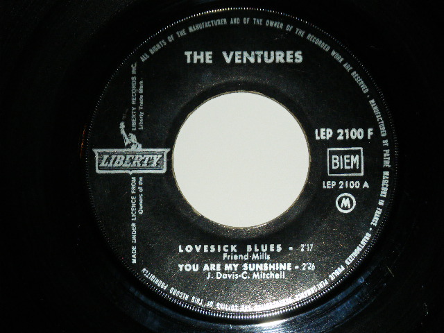 画像: THE VENTURES - PLAY THE COUNTRY : LOVESICK BLUES ( Ex,VG+++/Ex ) / 1960's  FRANCE Original 7" EP With PICTURE SLEEVE 