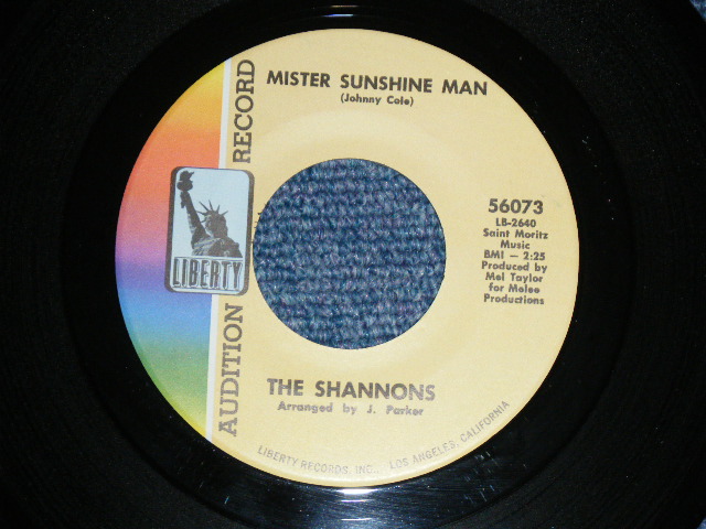 画像: THE SHANNONS ( PRODUCED  by MEL TAYLOR of The VENTURES ) - BORN TOO LATE ( Ex+++/Ex+++ ) / 1968 US ORIGINAL Audition Label Promo 7"SINGLE