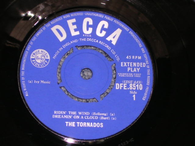 画像: THE TORNADOS - THE SOUND OF  / 1962 UK Original 7" EP With PICTURE SLEEVE 