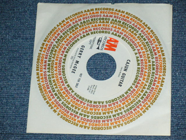 画像: GERRY McGEE ( Of THE VENTURES' LEAD GUITARIST ) - MOONLIGHT SURFAIN' ( MINT-/MINT- )　/ 1965 US ORIGINAL White Label PROMO 7"45's Single