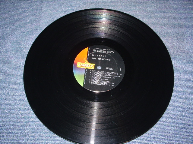 画像: THE ZIP-CODES. - MUSTANG! ( Ex+++/MINT- ) / 1964 US ORIGINAL STEREO   LP 