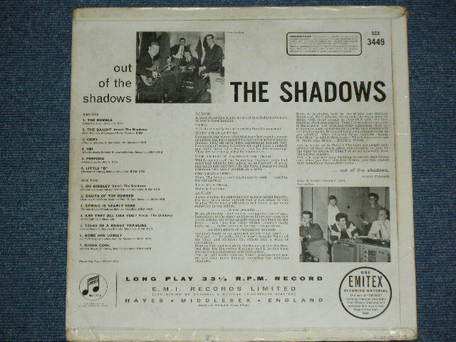 画像: THE SHADOWS - OUT OF THE SHADOWS ( VG+++/Ex+++ ) / 1962 UK ENGLAND ORIGINAL 1st Press "LIGHT BLUE Label" STEREO Used  LP 