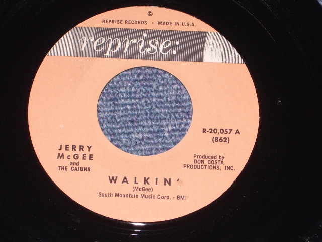 画像: JERRY McGEE ( Of THE VENTURES' LEAD GUITARIST ) - WALKIN'  ( MINT/MINT )　/ 1962 US ORIGINAL 7"45's Single  