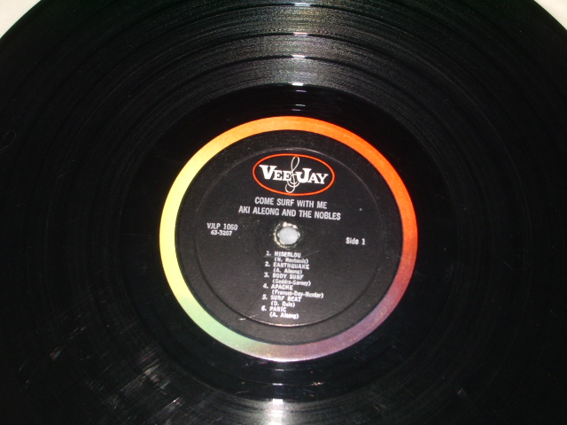 画像: AKI ALEONG AND THE NOBLES - COME SURF WITH ME(Ex++,Ex+/Ex+++ ) / 1963 US ORIGINAL MONO LP