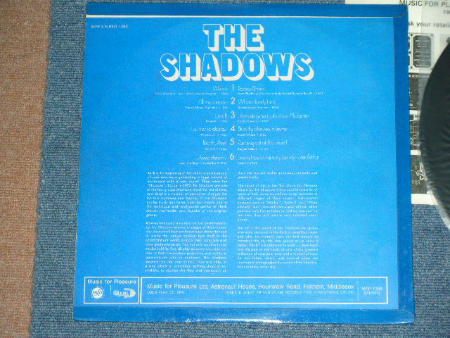 画像: THE SHADOWS - WALKIN' WITH THE SHADOWS / 1970? UK ORIGINAL Used  LP 
